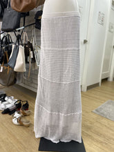 Load image into Gallery viewer, Eileen Fisher cotton lined linen skirt XL
