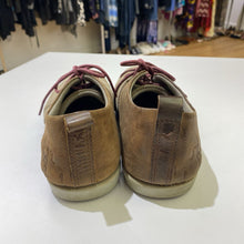 Load image into Gallery viewer, Keen suede/leather sneakers 8
