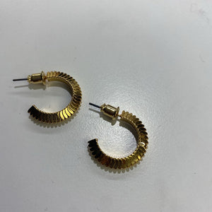eclater gold earring