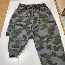 Load image into Gallery viewer, Lululemon camo print jogger style pants 8

