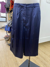 Load image into Gallery viewer, Hutch satin cargo culottes NWT M
