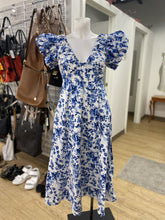 Load image into Gallery viewer, Abercrombie dress S NWT
