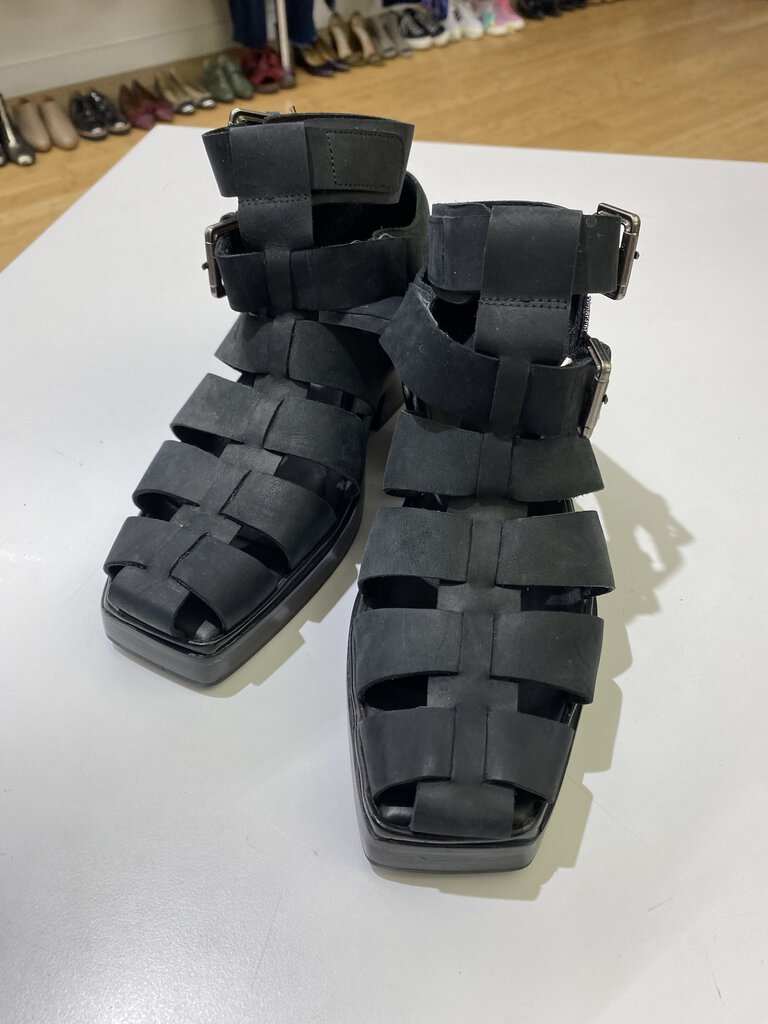 Jeffrey Campbell sandals 6.5