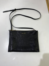 Load image into Gallery viewer, Massimo Dutti crossbody bag
