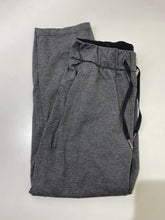 Load image into Gallery viewer, Lululemon pull on pants 4
