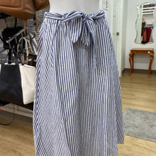Load image into Gallery viewer, Talbots striped linen/cotton skirt Sp
