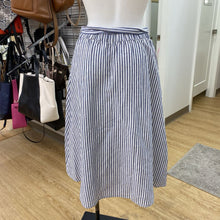 Load image into Gallery viewer, Talbots striped linen/cotton skirt Sp
