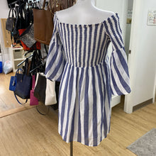Load image into Gallery viewer, Lucky Brand smocked dress NWT L

