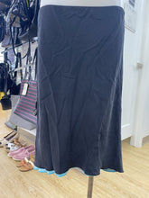 Load image into Gallery viewer, Club Monaco vintage silk skirt 8
