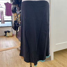 Load image into Gallery viewer, Club Monaco vintage silk skirt 8
