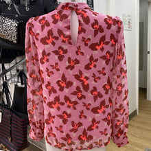 Load image into Gallery viewer, Vero Moda floral top NWT M
