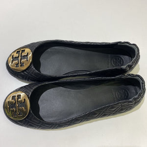 Tory Burch quilted shoes 8.5