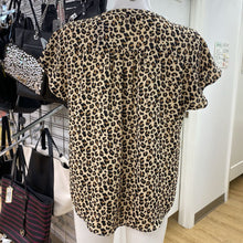 Load image into Gallery viewer, Banana Republic (outlet) leopard print top S
