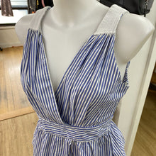 Load image into Gallery viewer, Banana Republic striped top 4
