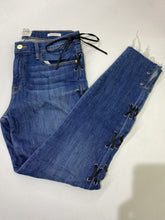 Load image into Gallery viewer, Frame Le Skinny de Jeanne lace up jeans 30
