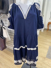 Load image into Gallery viewer, Velvet embroidered dress NWT XL
