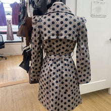 Load image into Gallery viewer, Diane Von Furstenburg vintage trench M
