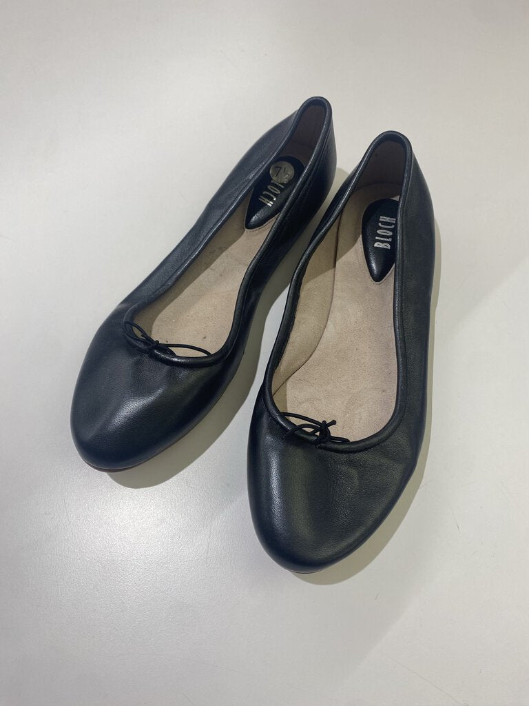 Bloch leather flats 7