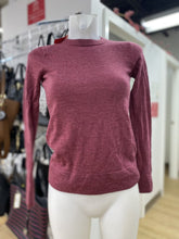 Load image into Gallery viewer, Club Monaco fine knit top S
