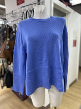 Load image into Gallery viewer, Gap ribbed hem sweater NWT S
