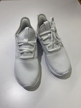 Load image into Gallery viewer, Adidas Cloudfoam Pure 2.o sneakers NWT 7.5
