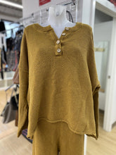 Load image into Gallery viewer, Free People waffle top L
