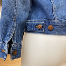 Load image into Gallery viewer, Madewell Classic denim jacket S
