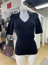 Load image into Gallery viewer, Elie Tahari ribbed top S
