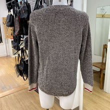 Load image into Gallery viewer, Roots cabin sweater S
