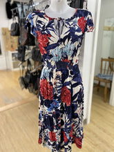 Load image into Gallery viewer, Lucky Brand dress S
