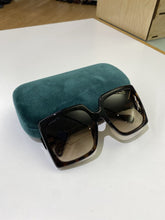 Load image into Gallery viewer, Gucci GG0876SA Havana colour sunglasses NWT
