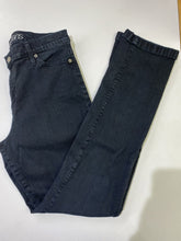 Load image into Gallery viewer, Second Yoga Jeans straight leg jeans 31
