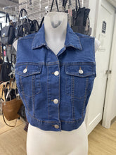 Load image into Gallery viewer, New Look denim vest M
