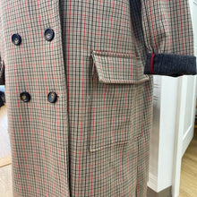 Load image into Gallery viewer, H&amp;M plaid coat 16
