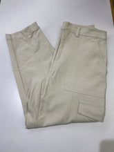 Load image into Gallery viewer, Banana Republic cargo pants 10
