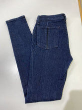 Load image into Gallery viewer, Rag &amp; Bone skinny jeans 28
