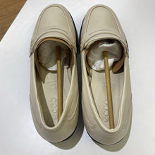 Load image into Gallery viewer, Ecco Dress Classic 15 loafers NWT 39
