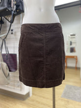 Load image into Gallery viewer, Ann Taylor cord skirt 8
