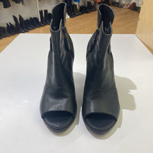 Load image into Gallery viewer, Rag &amp; Bone leather booties 38.5
