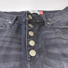 Load image into Gallery viewer, Cabi Button-fly Straight jeans 6
