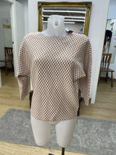 Load image into Gallery viewer, Truth 3/4 sleeves sweater NWT S
