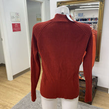 Load image into Gallery viewer, Laura ribbed sweater L
