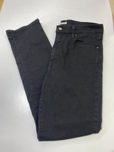 Levis 724 High Rise Straight jeans 32