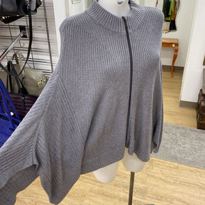 Lululemon sweater XS/S