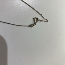 Load image into Gallery viewer, Michael Hill .925 chain w pave heart pendant
