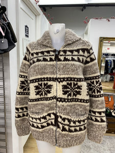 Tuak Vintage wool sweater S/M (Hand made in Canada)