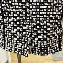 Load image into Gallery viewer, Laundry printed skirt 4
