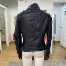 Load image into Gallery viewer, Bod &amp; Christensen leather jacket M
