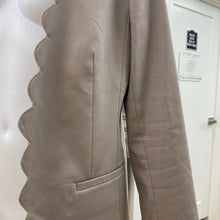 Load image into Gallery viewer, Banana Republic scalloped open blazer 14
