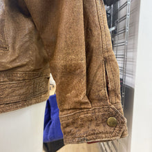 Load image into Gallery viewer, Vintage leather jacket M
